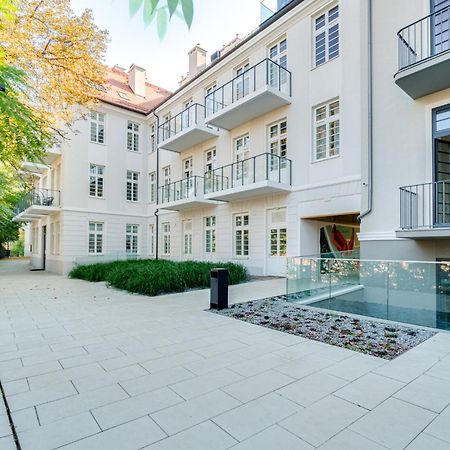 Apartament Riverside View - Parking Free Breslavia Esterno foto